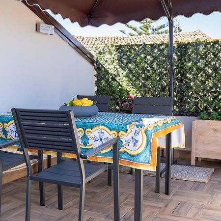 La Punta Dell'Etna Apartment ซานโจวานี ลาปุนตา ภายนอก รูปภาพ